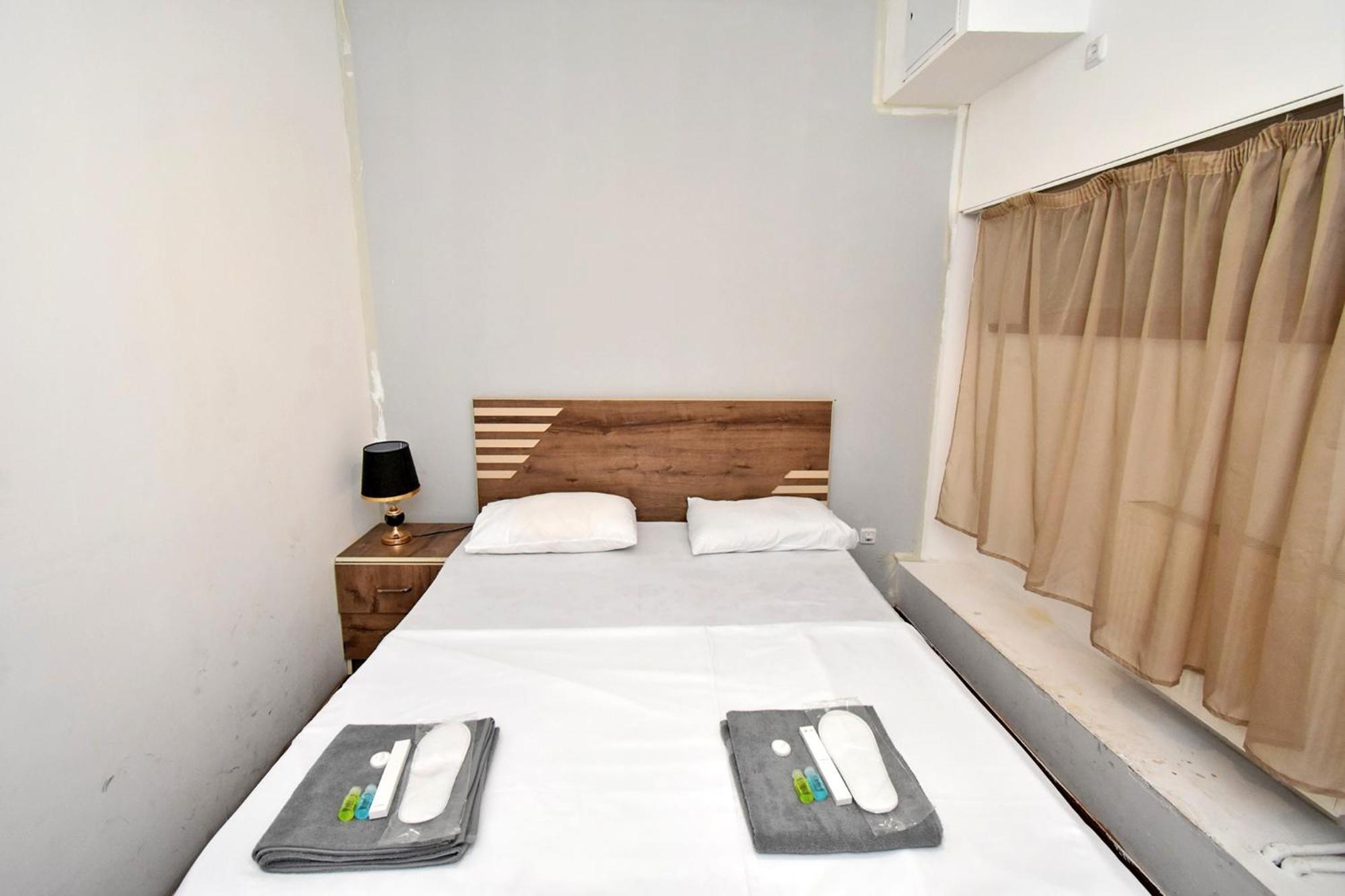 Hotel Aaa à Erévan Extérieur photo