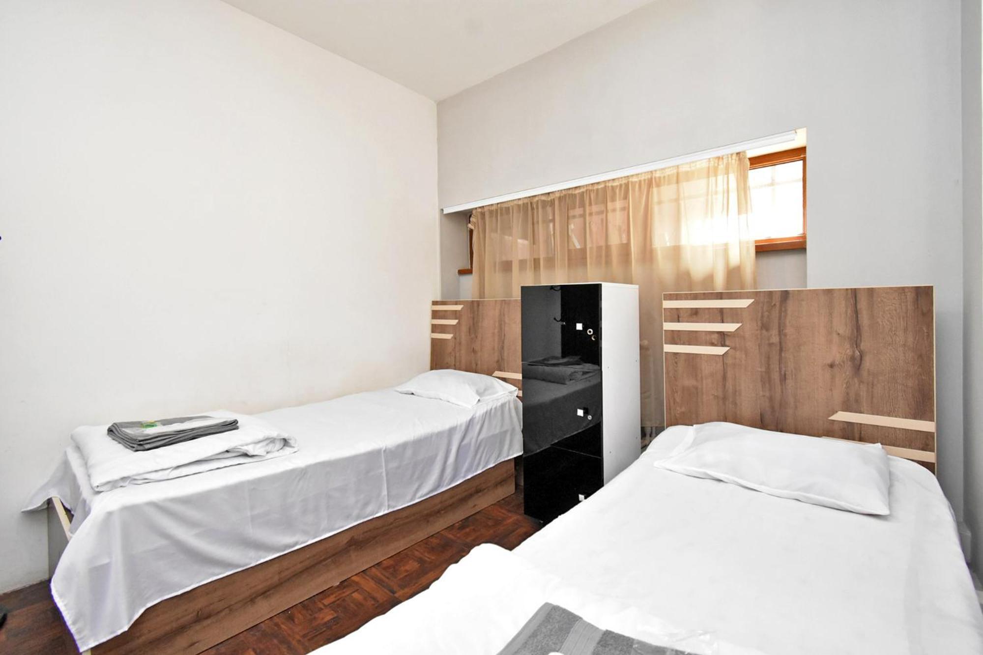 Hotel Aaa à Erévan Extérieur photo